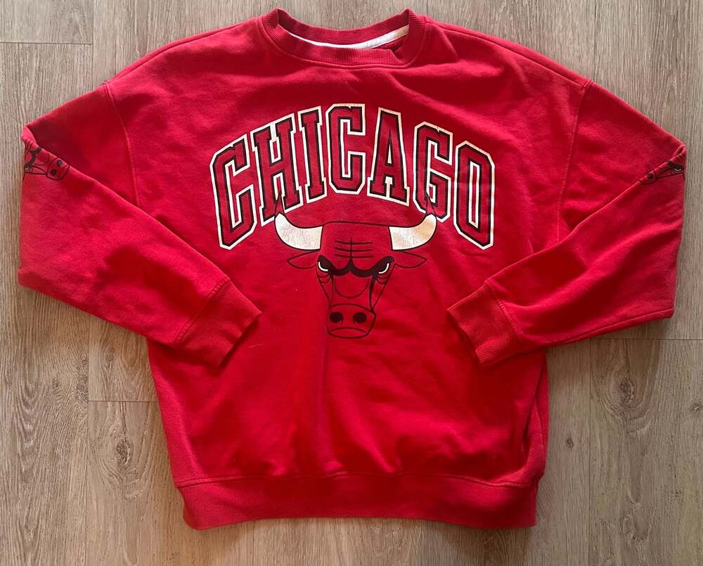 NBA Chicago Bulls Big Logo Double-Sided Graphics Crewneck Sweatshirt